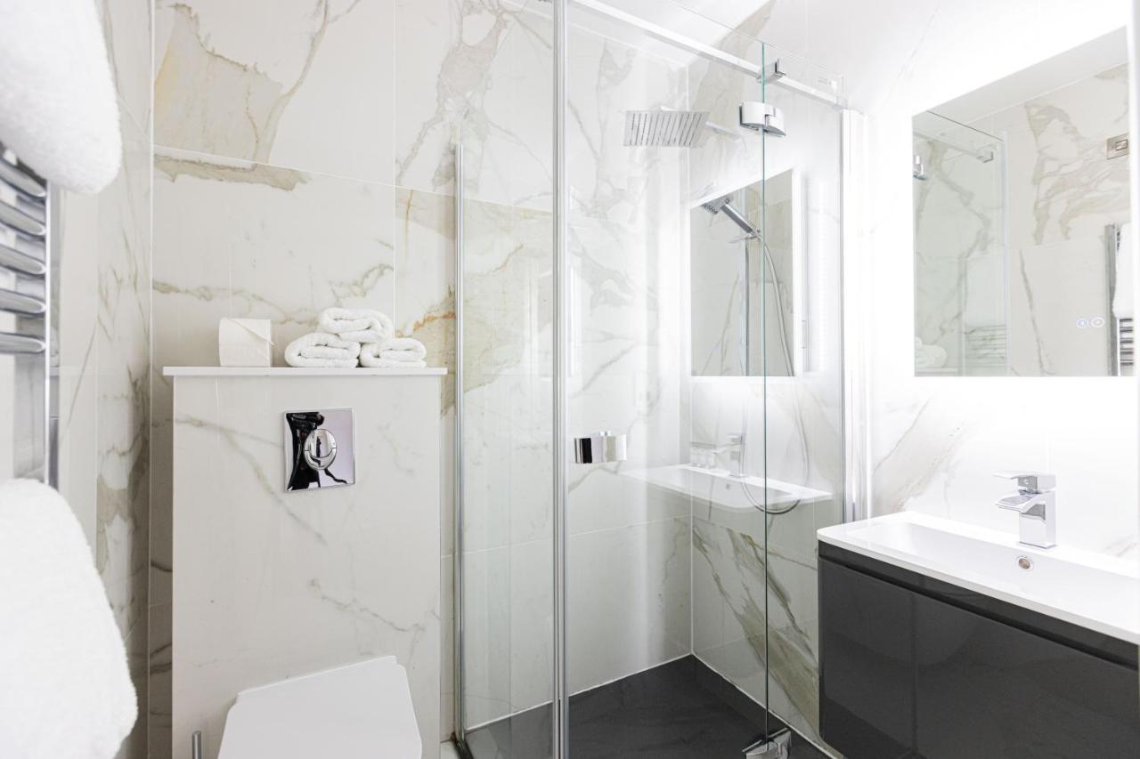 Curran Gate Luxury Serviced Apartments, Portrush Bagian luar foto