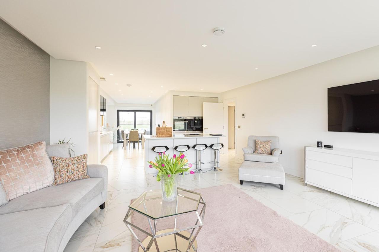 Curran Gate Luxury Serviced Apartments, Portrush Bagian luar foto